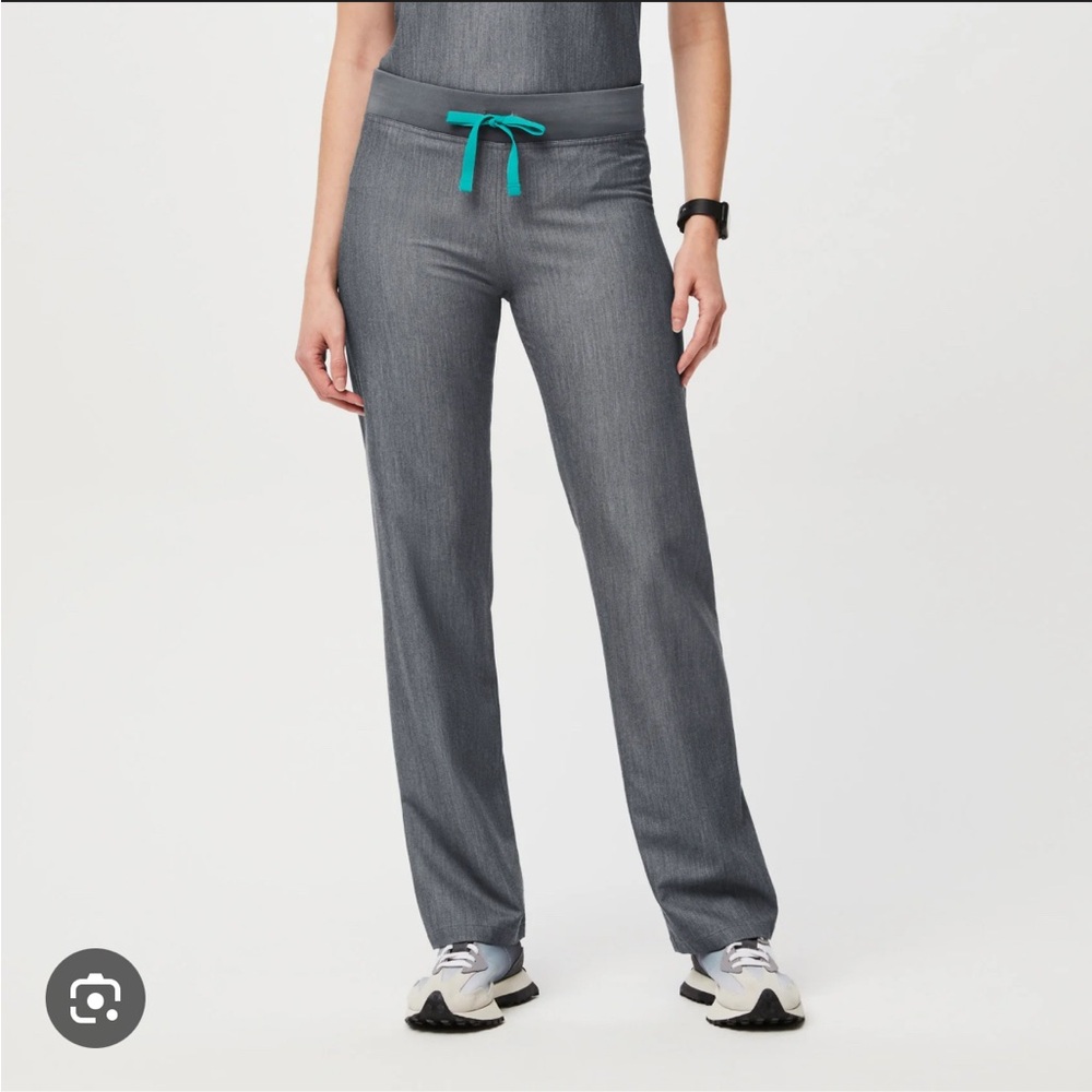 Figs Technical Collection Graphite Grey Livingsto… - image 1